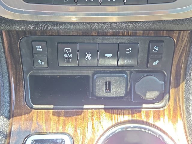 Used 2016 GMC Acadia Denali image 33