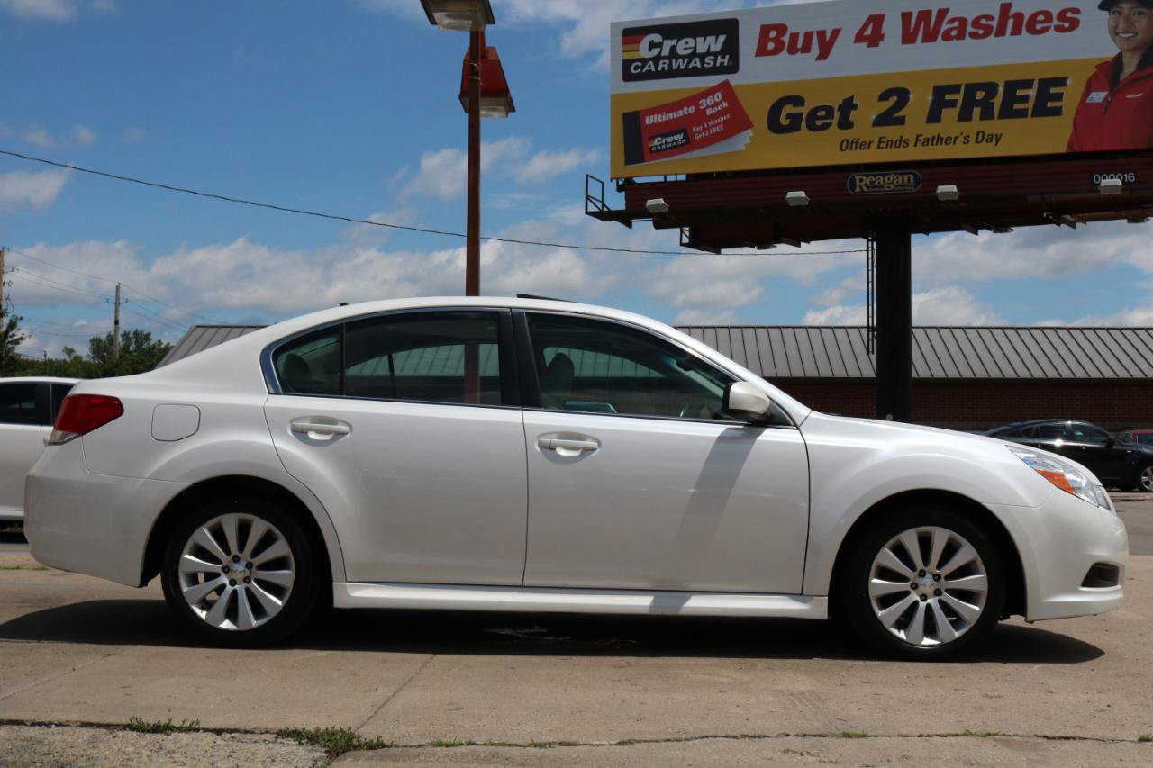 Used 2011 Subaru Legacy 2.5i Limited AWD/4WD image 6