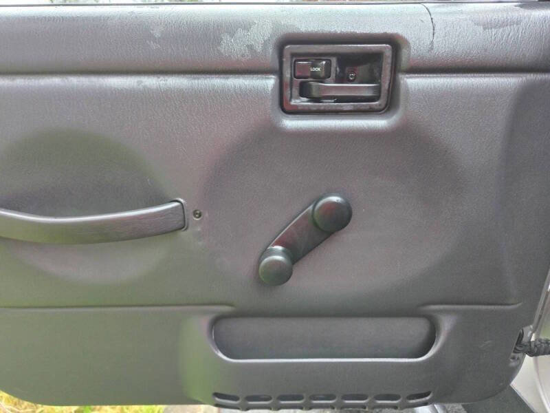 Used 2000 Jeep Wrangler Sport AWD/4WD image 22