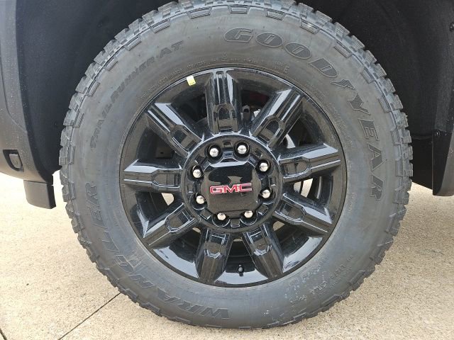 New 2026 GMC Sierra 3500 AT4 w/ AT4 Premium Plus Package image 9