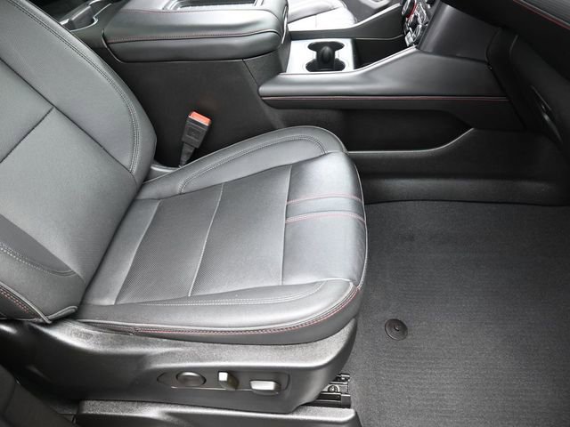 Used 2024 Chevrolet Tahoe RST w/ Luxury Package AWD/4WD image 28