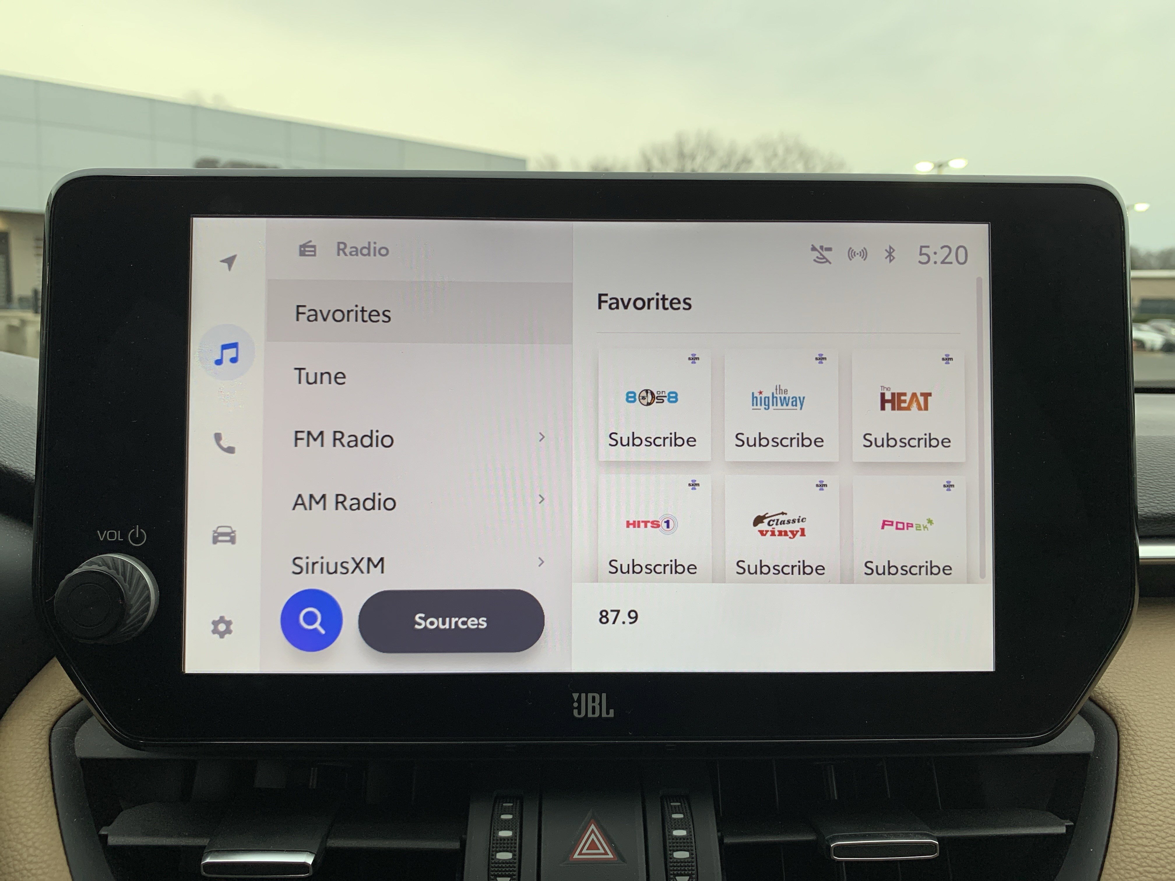 Used 2023 Toyota RAV4 Limited image 23