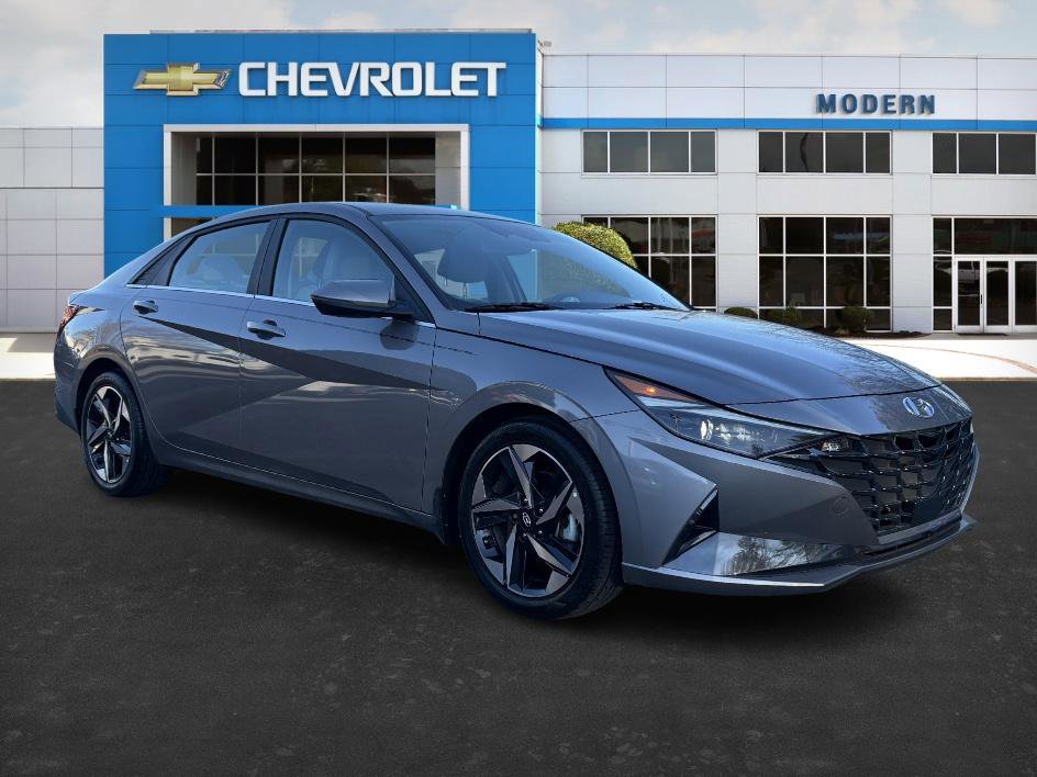 Used 2023 Hyundai Elantra Limited image 6