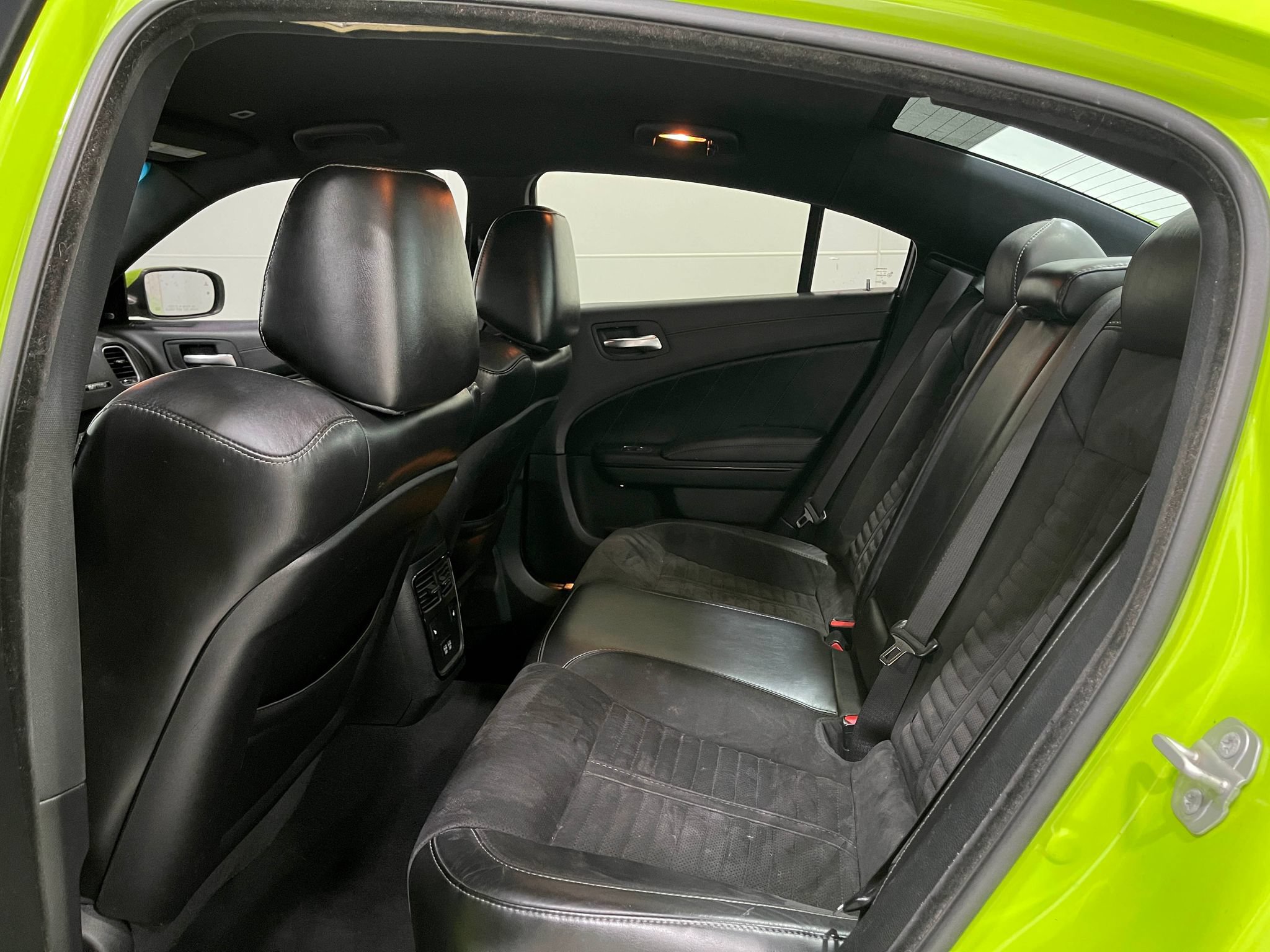 Used 2019 Dodge Charger Scat Pack w/ Daytona Edition Group RWD image 27