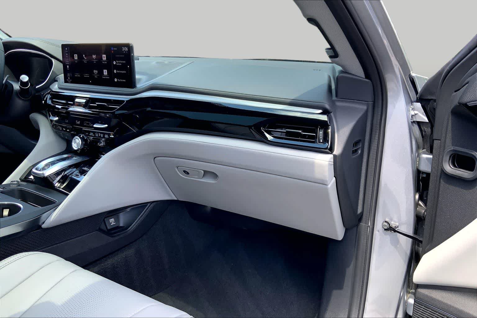 Used 2026 Acura MDX SH-AWD w/ Technology Package image 19