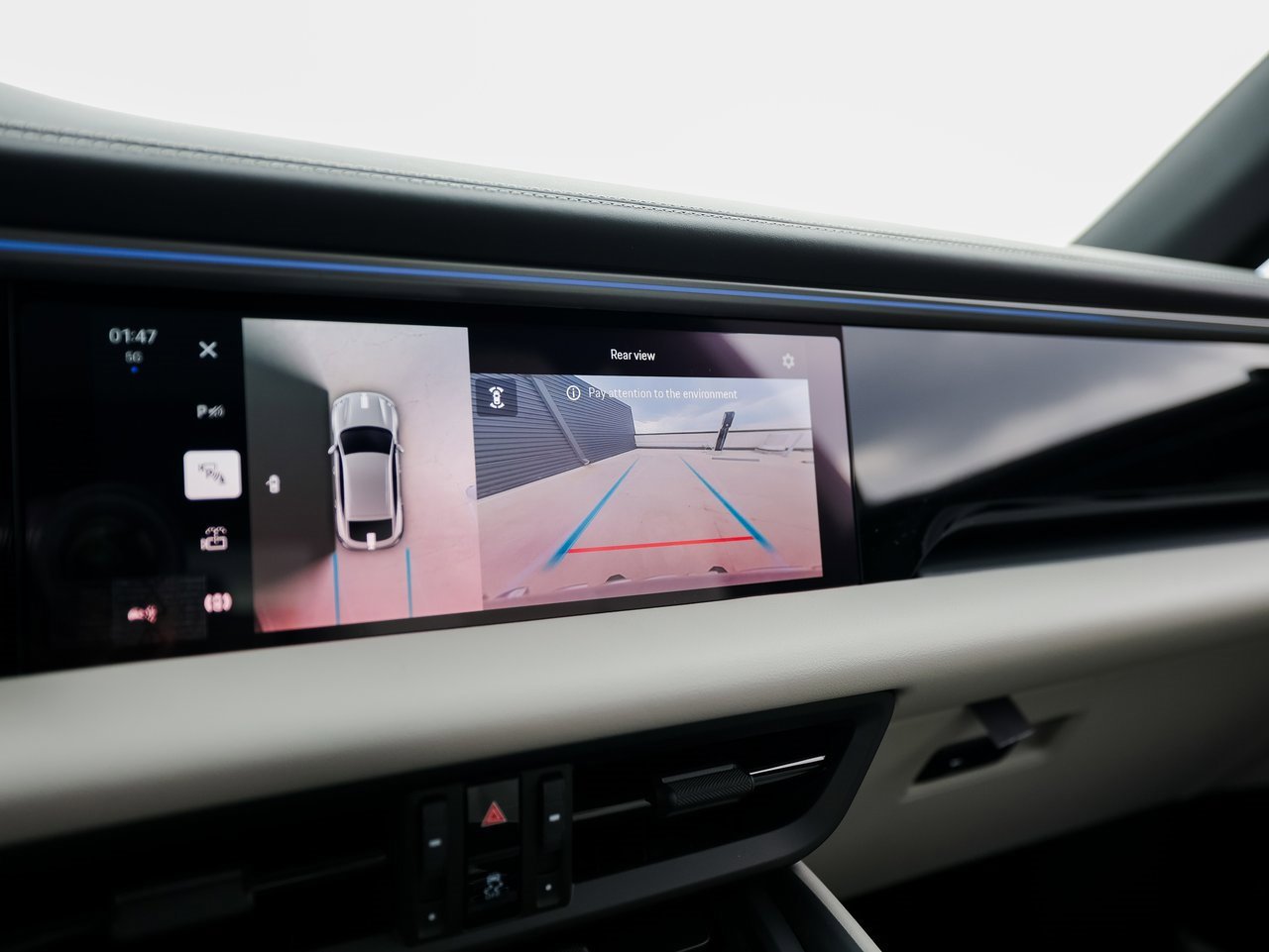 New 2025 Porsche Macan 4S Electric image 19