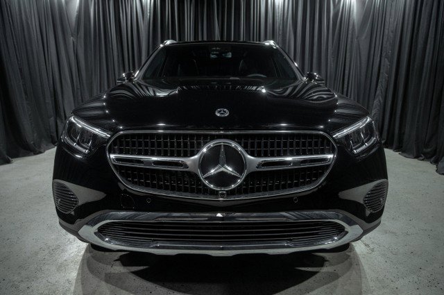 Certified 2026 Mercedes-Benz GLC 300 4MATIC image 2