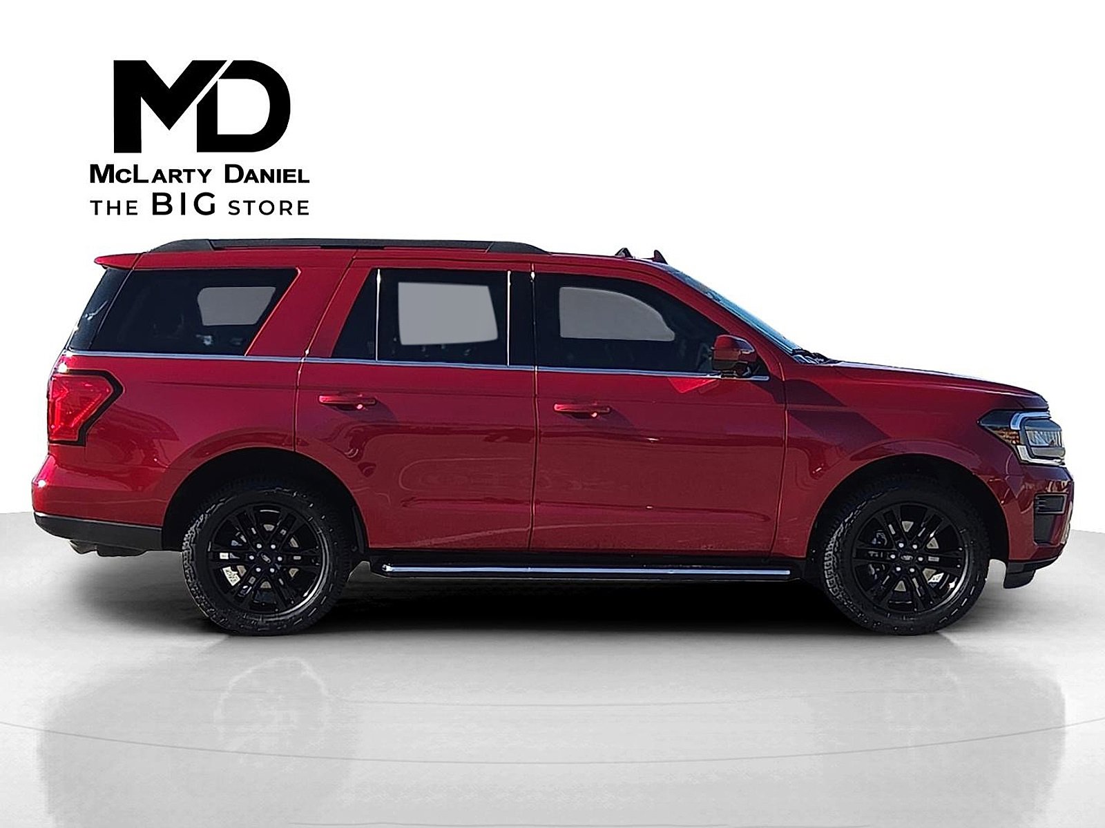 Used 2022 Ford Expedition XLT image 6