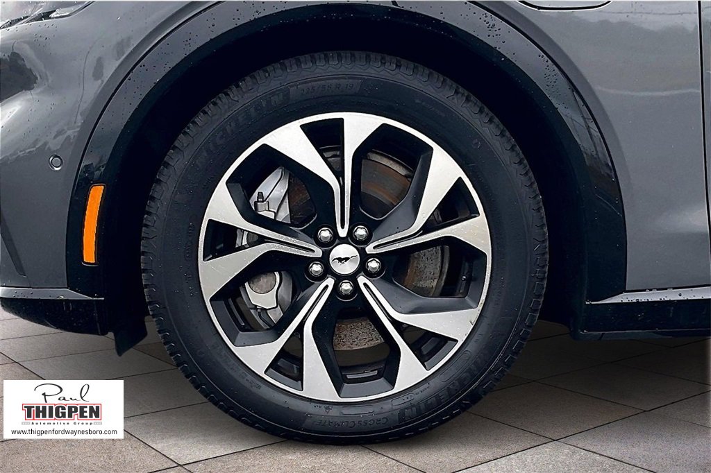 Used 2021 Ford Mustang Mach-E Premium image 9