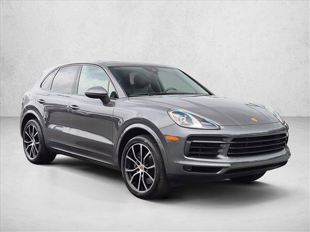 Used 2023 Porsche Cayenne AWD/4WD image 3