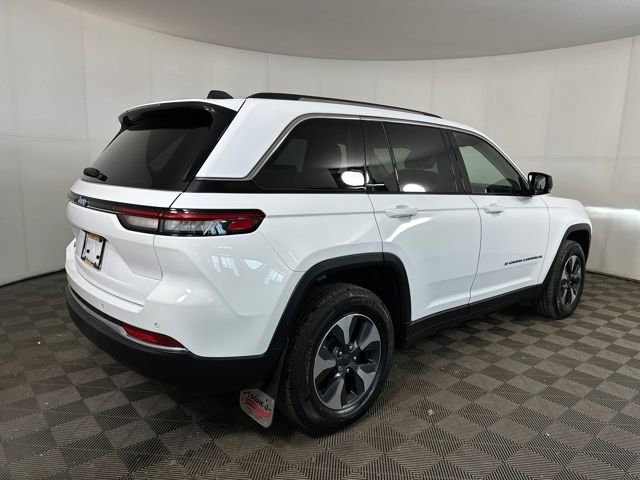 Used 2022 Jeep Grand Cherokee Limited 4xe image 3