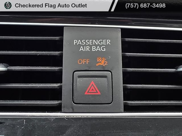 Used 2019 Volkswagen Golf S FWD image 14