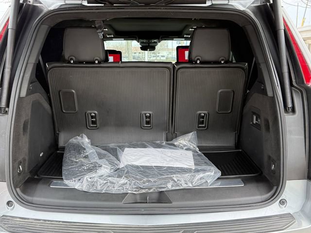 Used 2024 Cadillac Escalade Sport Platinum w/ LPO, ONYX Package AWD/4WD image 28