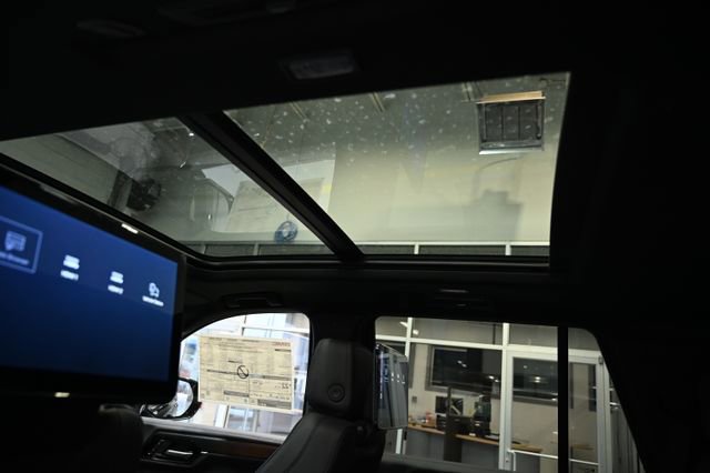 New 2026 GMC Yukon Denali w/ Denali Reserve Package image 23