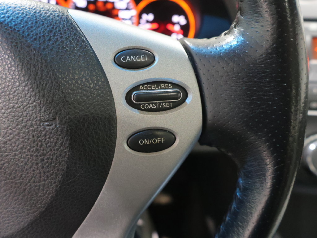 Used 2008 Nissan Altima 3.5 SE w/ Sport Pkg FWD image 33