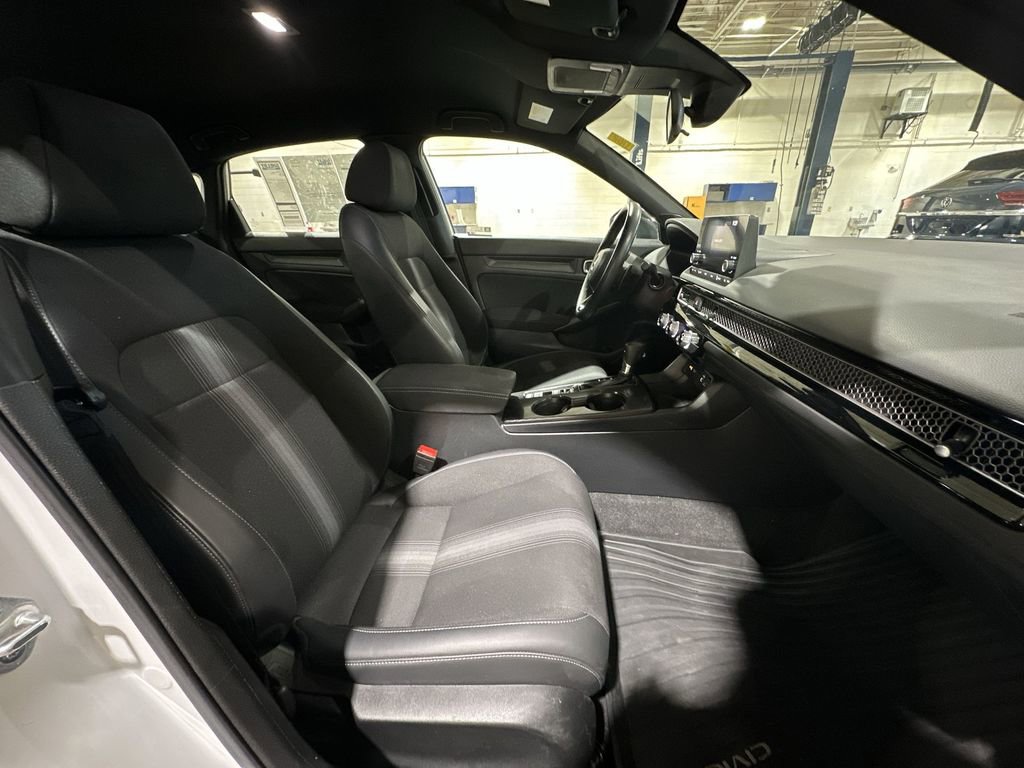 Used 2023 Honda Civic Sport image 24