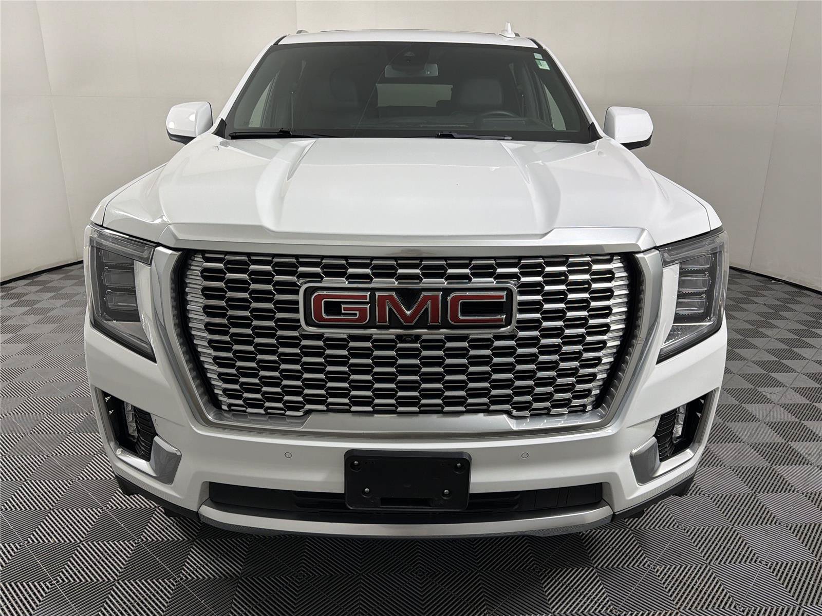 Certified 2024 GMC Yukon XL Denali RWD image 2