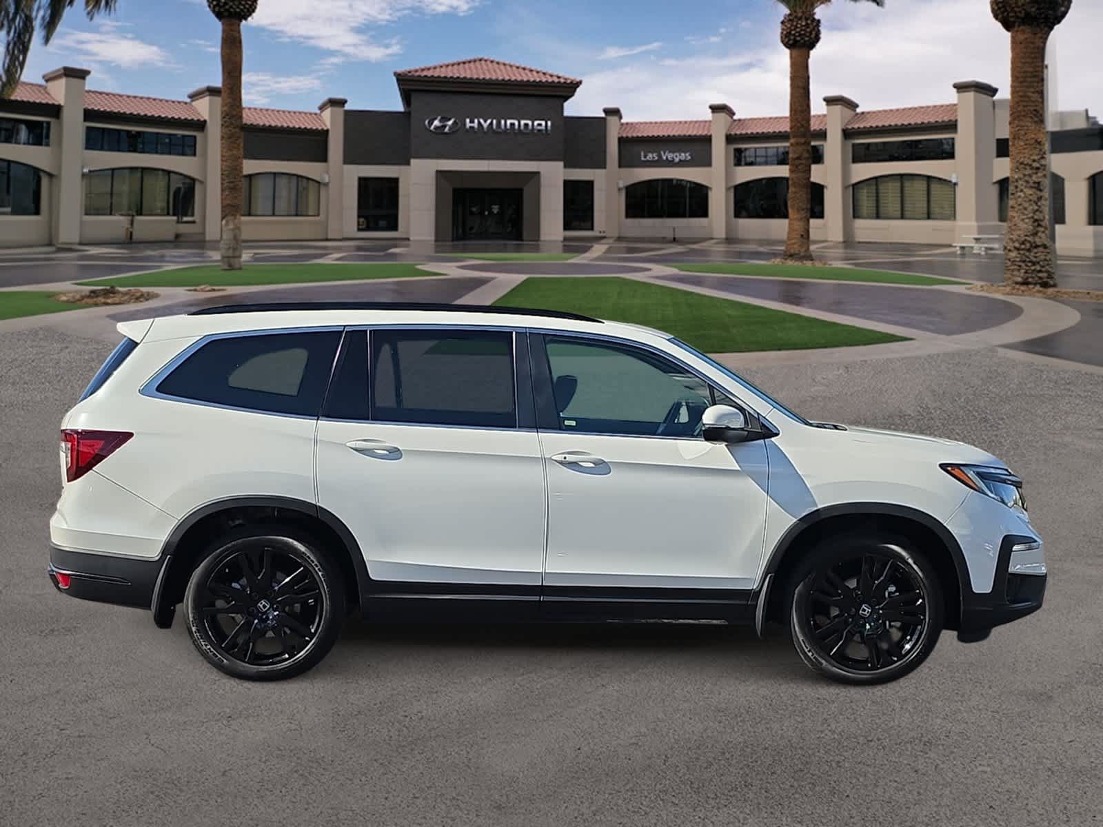 Used 2022 Honda Pilot Special Edition image 9