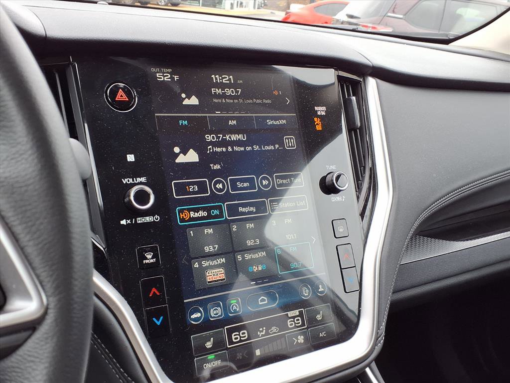 Certified 2025 Subaru Outback Premium image 10