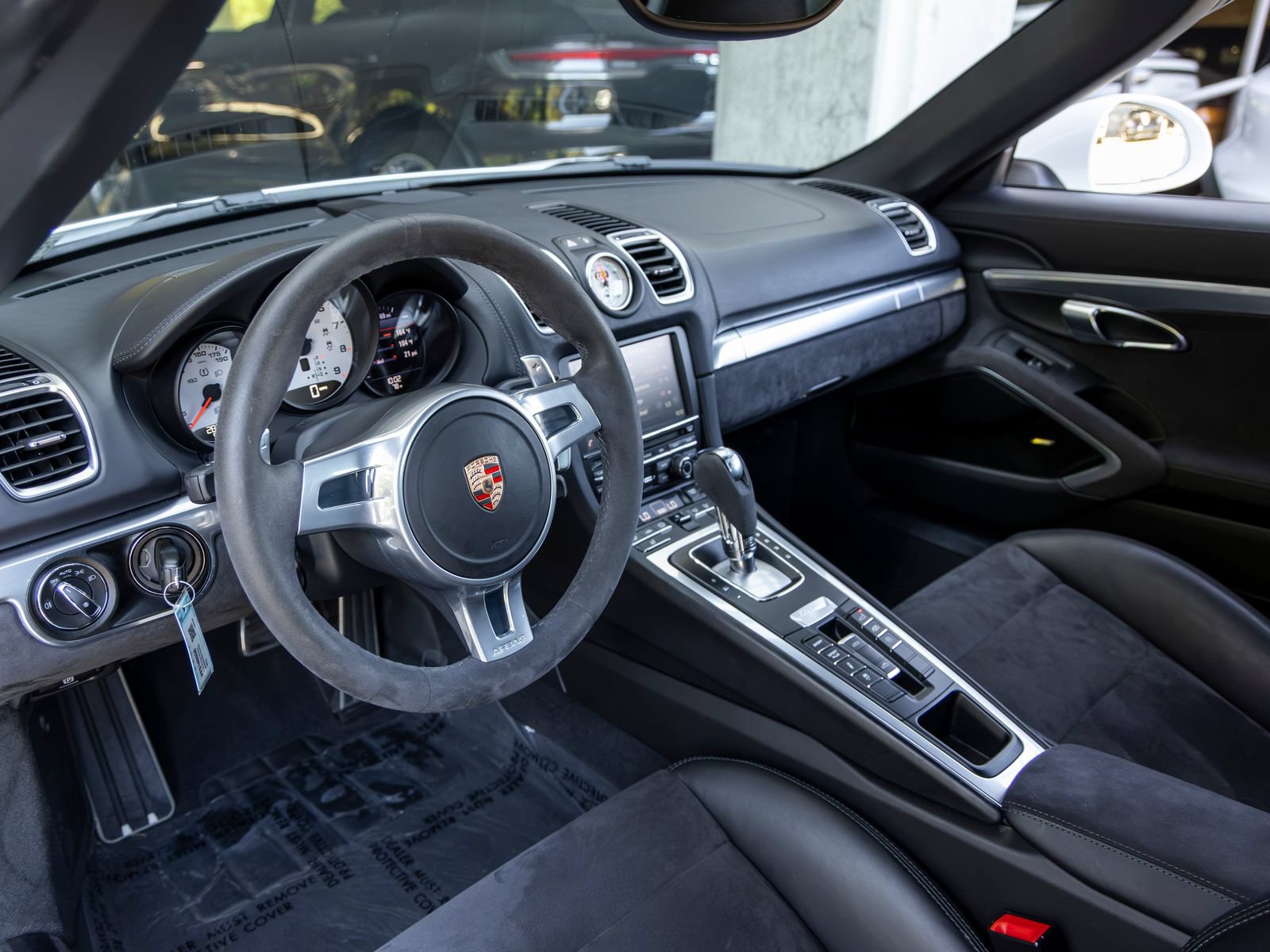 Certified 2015 Porsche Boxster GTS RWD image 4