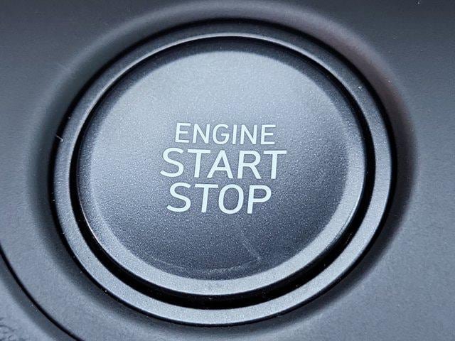New 2025 Hyundai Elantra SEL FWD image 30