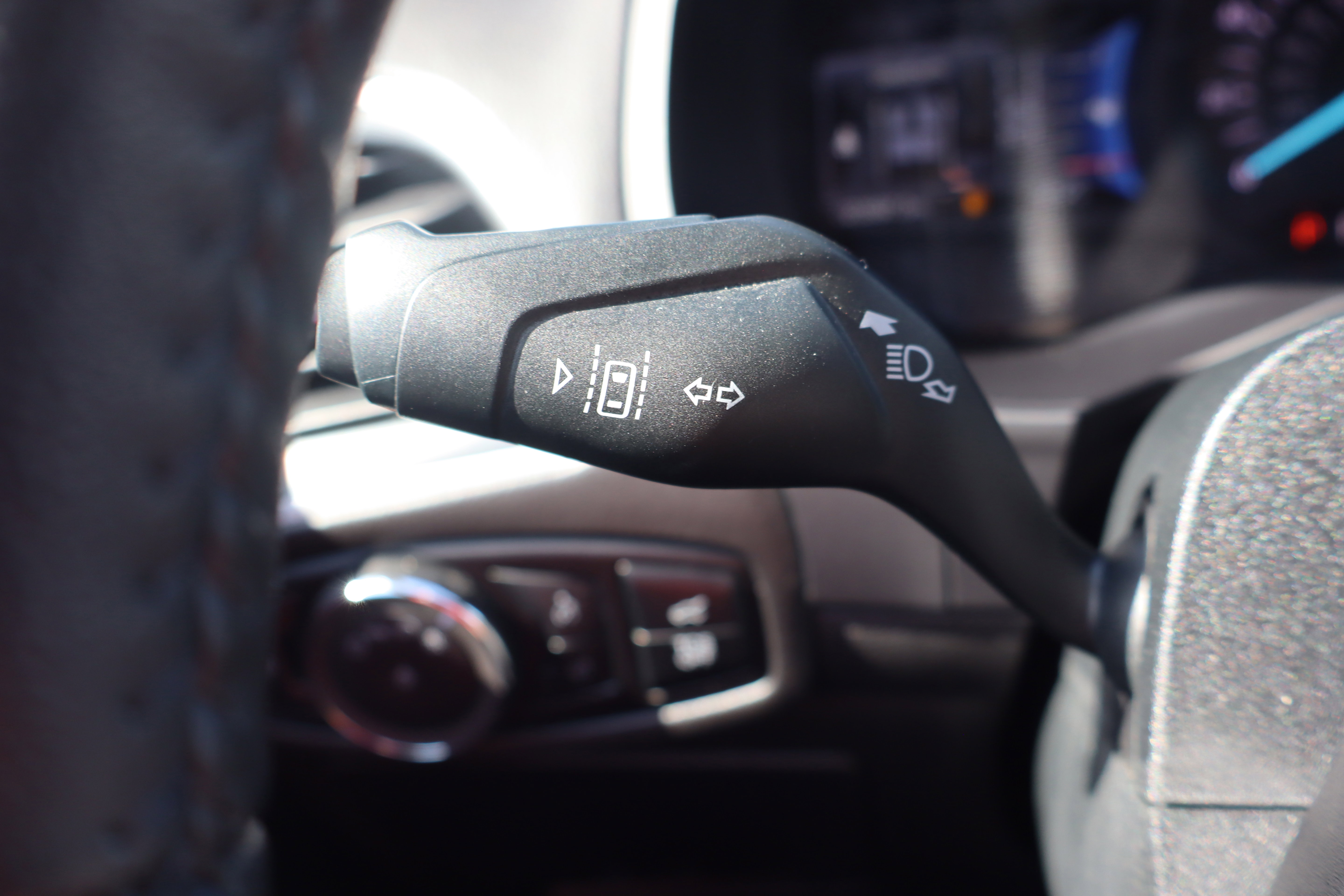 Used 2024 Ford Edge SEL w/ Convenience Package AWD/4WD image 17