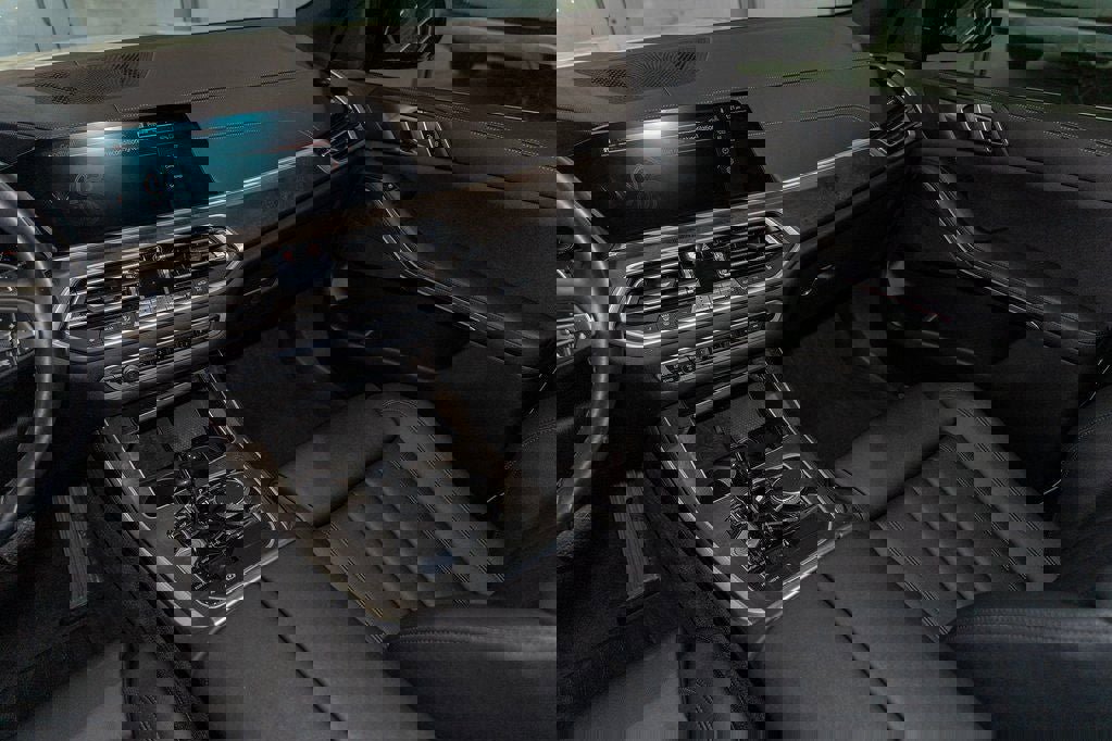 Used 2022 BMW X5 xDrive40i w/ Premium Package image 38