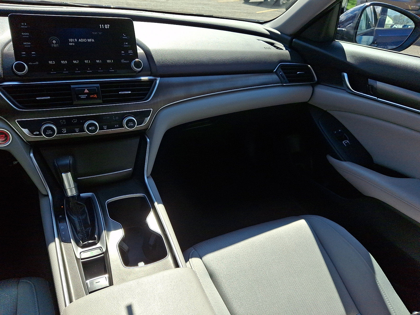 Certified 2019 Honda Accord LX image 16