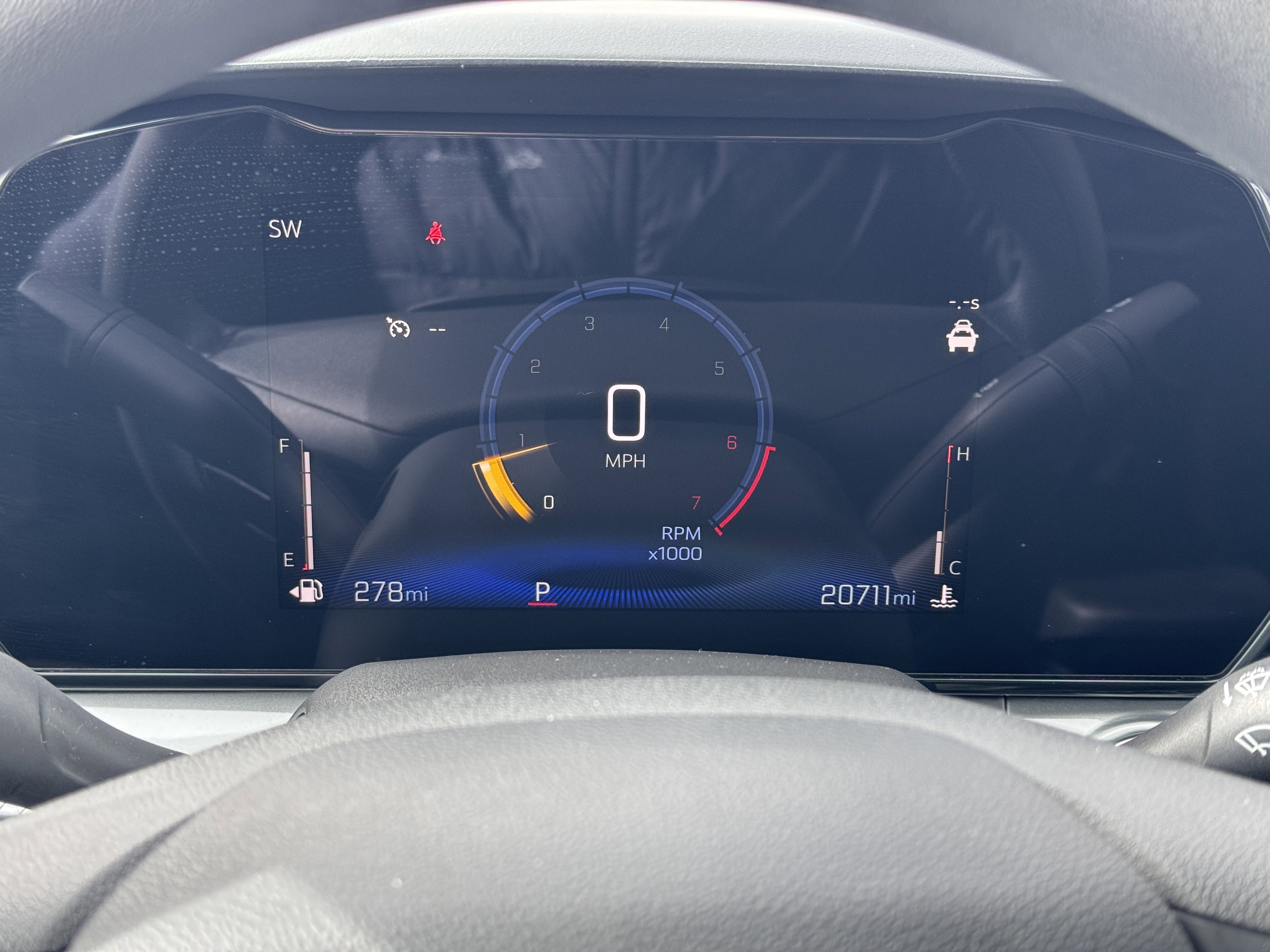 Used 2025 Chevrolet Trax LT image 35