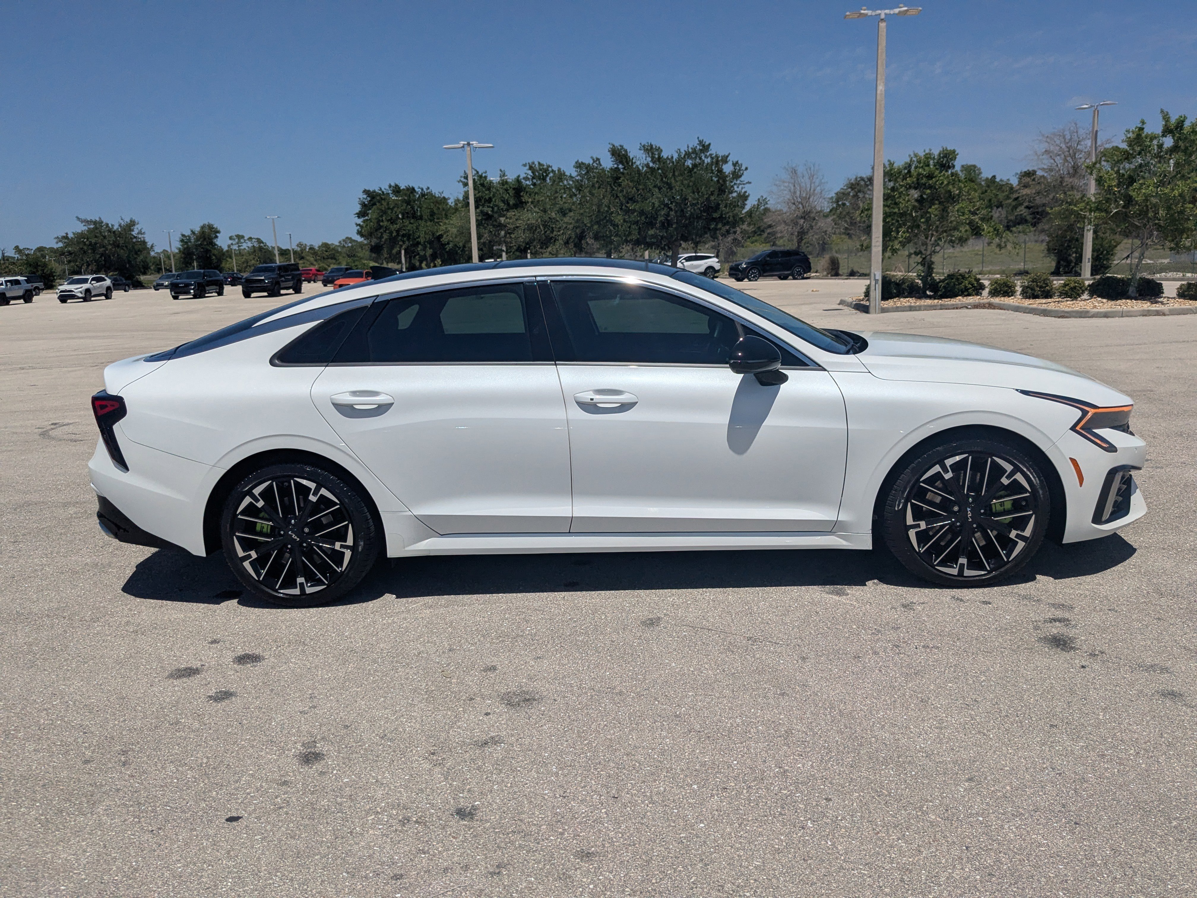 Certified 2025 Kia K5 GT FWD image 4