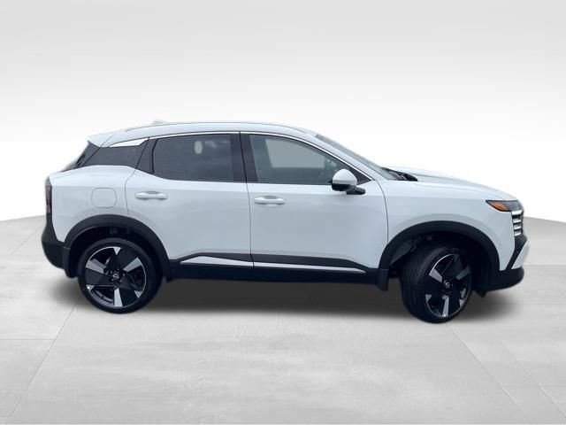 New 2025 Nissan Kicks SR image 10