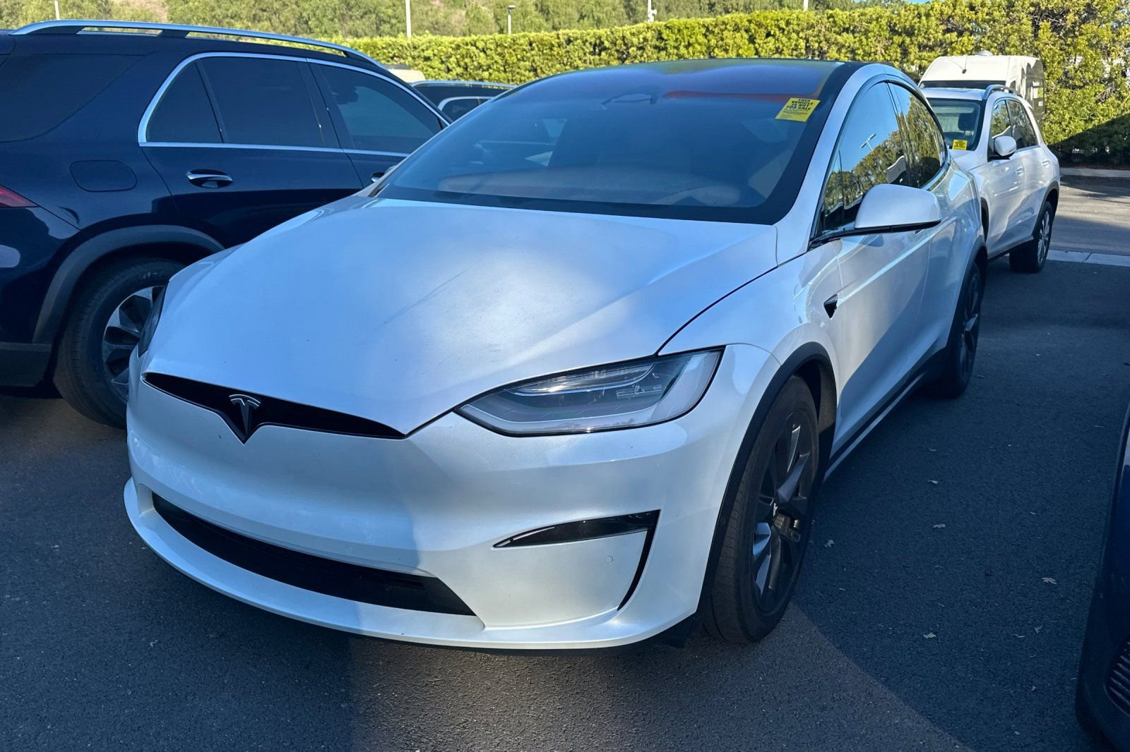 Used 2023 Tesla Model X image 2