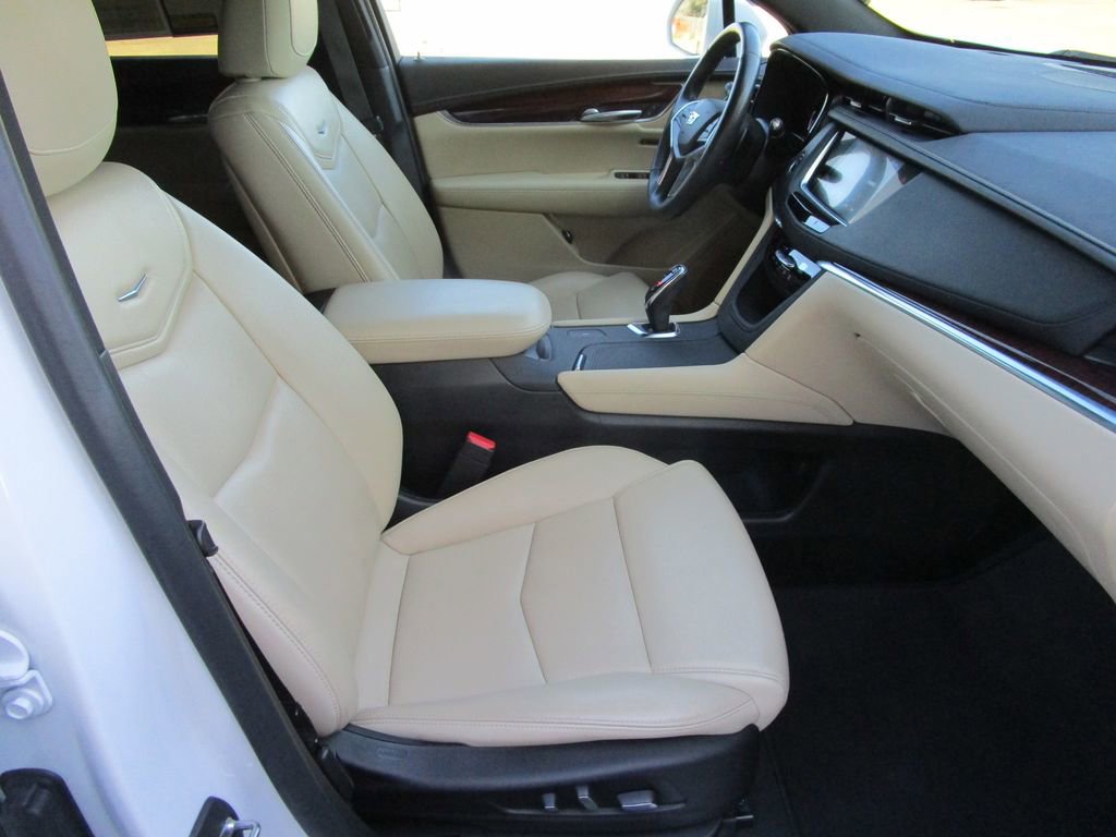 Used 2019 Cadillac XT5 Luxury image 22