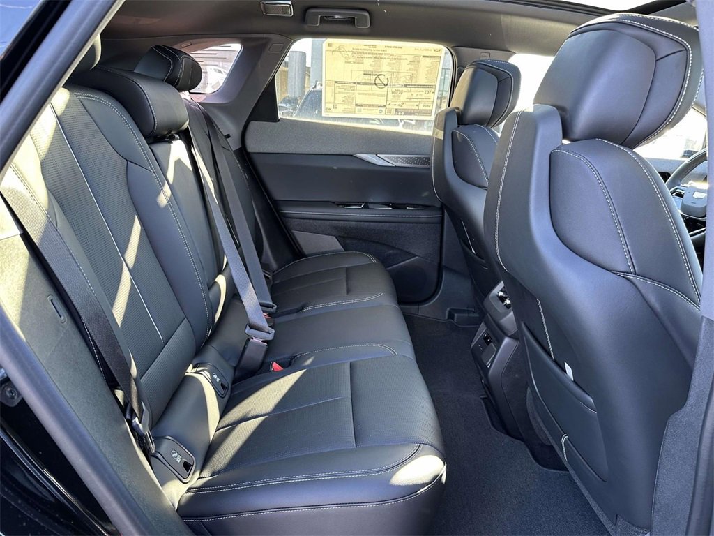 New 2025 Cadillac Optiq Sport 2 w/ LPO, ONYX Package image 11