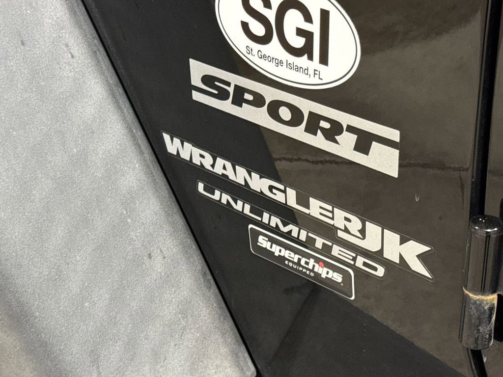 Used 2018 Jeep Wrangler Unlimited Sport S image 23