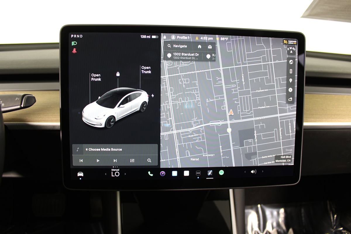 Used 2020 Tesla Model 3 Standard Range Plus RWD image 13