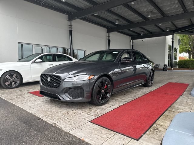 Used 2024 Jaguar XF R-Dynamic SE RWD image 2