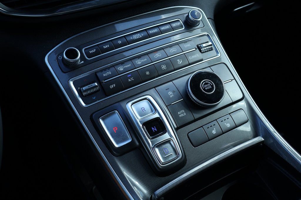 Used 2023 Hyundai Santa Fe SEL image 14