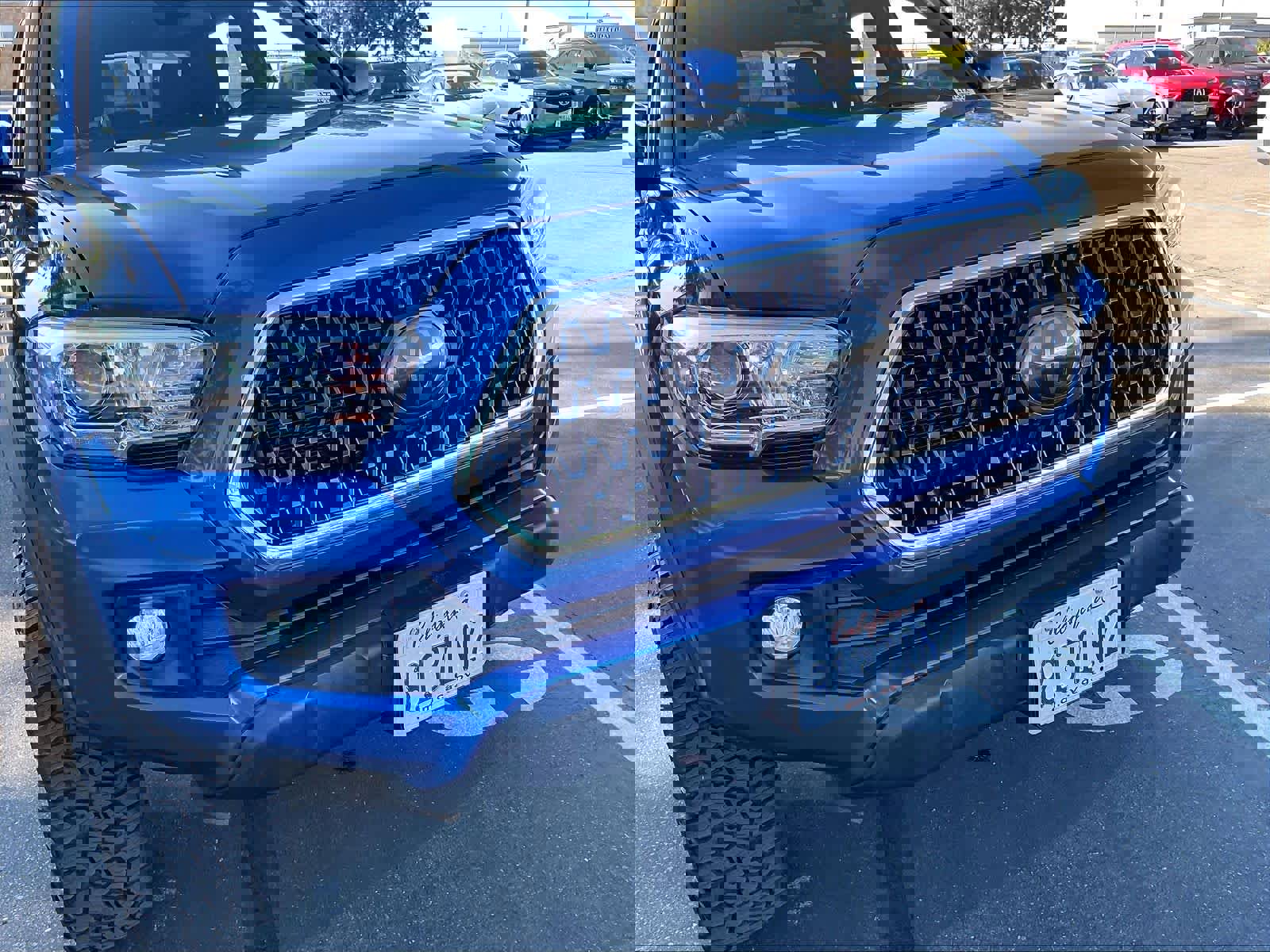 Used 2018 Toyota Tacoma TRD Off-Road w/ Technology Package image 30