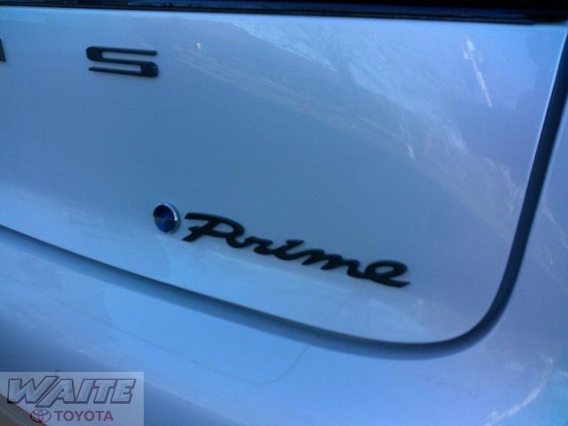 Used 2024 Toyota Prius Prime image 8