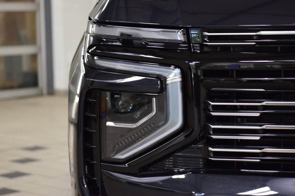 New 2026 Chevrolet Suburban High Country AWD/4WD image 12