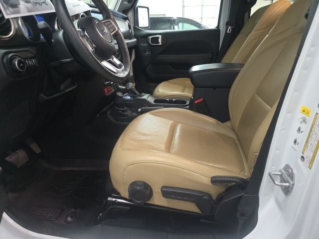 Used 2019 Jeep Wrangler Unlimited Rubicon AWD/4WD image 17