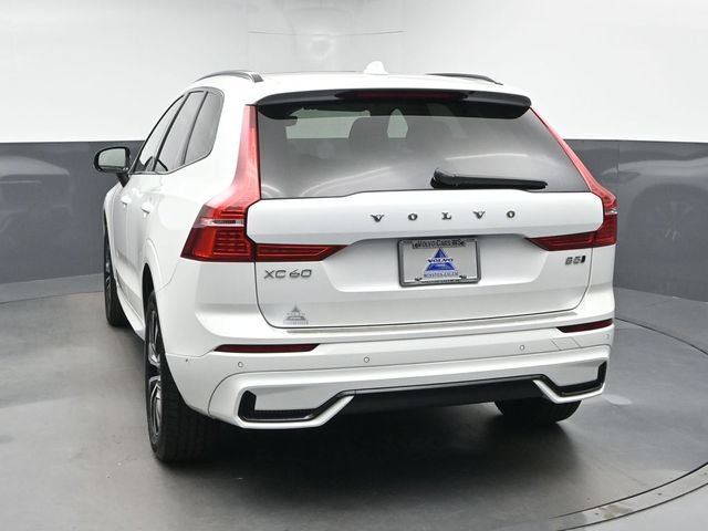 Used 2024 Volvo XC60 B5 Plus w/ Protection Package Premier AWD/4WD image 7