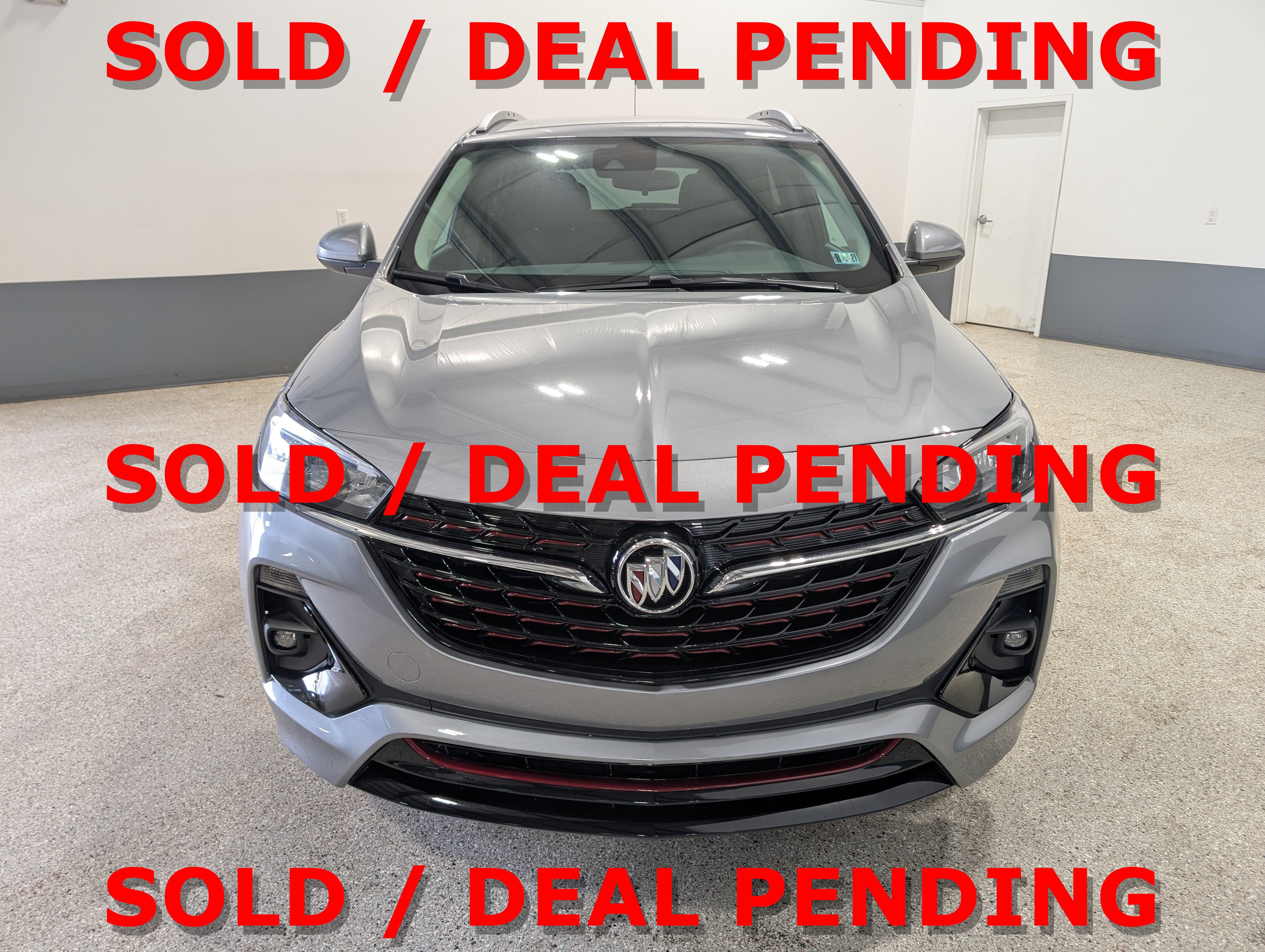Used 2023 Buick Encore GX Select w/ Sport Touring Package FWD image 8