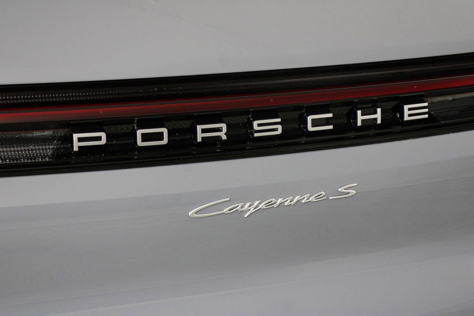 New 2026 Porsche Cayenne S image 22