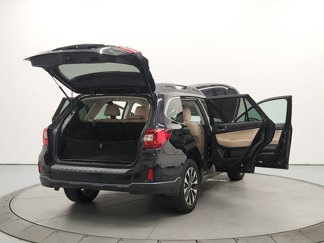 Used 2017 Subaru Outback 2.5i Limited AWD/4WD image 14