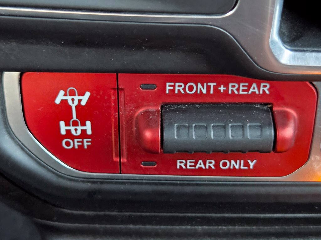 Used 2019 Jeep Wrangler Unlimited Rubicon AWD/4WD image 13