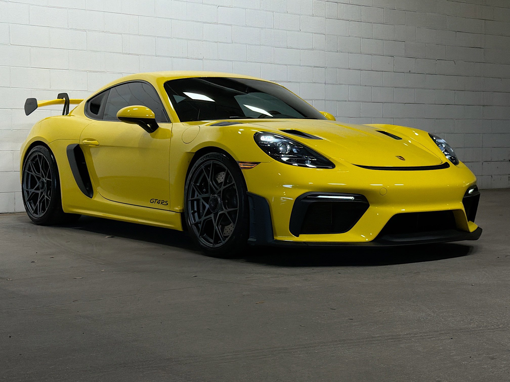 Certified 2025 Porsche 718 Cayman GT4 RS RWD image 6