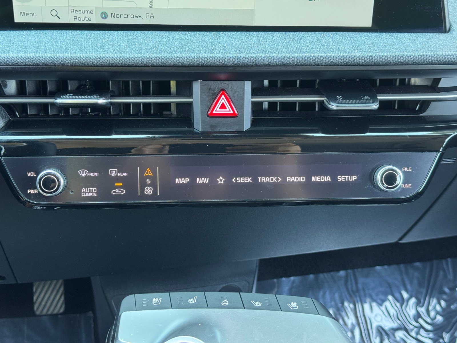 Used 2023 Kia EV6 Wind w/ Wind Technology Package image 29