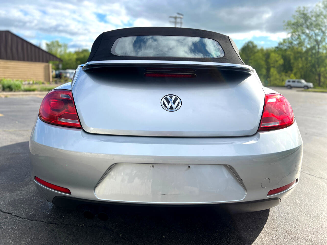 Used 2015 Volkswagen Beetle 1.8T image 6